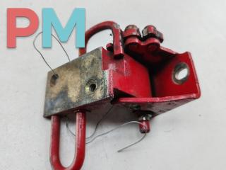 петля двери Volkswagen Passat B5 1997, красный, универсал, 8L3831411