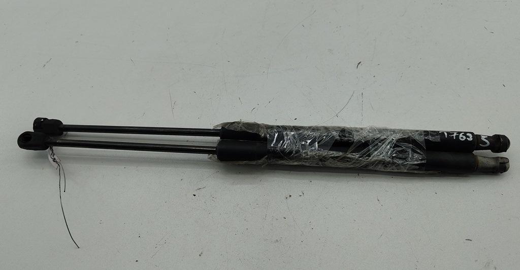 амортизатор крышки багажника (3-5 двери) Volkswagen Passat B6 2007, 2.0 л., дизель, МКПП, синий, универсал, 3C9827550A