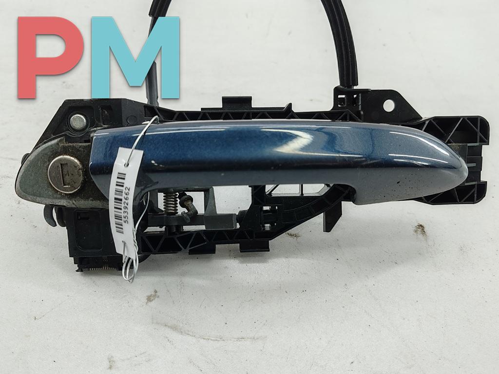 ручка наружная передняя левая Volkswagen Passat B6 2007, 2.0 л., дизель, МКПП, синий, универсал, 3C0837885 - фото №1