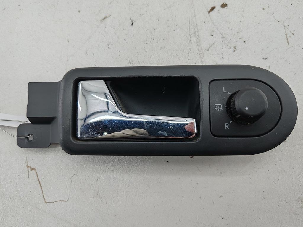 джойстик регулировки зеркал Volkswagen Passat B5+ (GP) 2004, 2.0 л., дизель, МКПП, серый, универсал