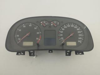 приборная панель Volkswagen Golf 4 поколение 2000, 2.0 л., бензин, МКПП, чёрный, хетчбэк 3 дв., 1J0920825A