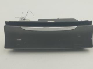 пепельница Volkswagen Passat B6 2007, 1.9 л., дизель, МКПП, чёрный, универсал, 3C0857961