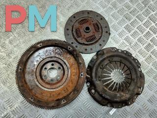маховик Volkswagen Passat B4 1994, 1.8 л., бензин, МКПП, синий, универсал, 068105271F