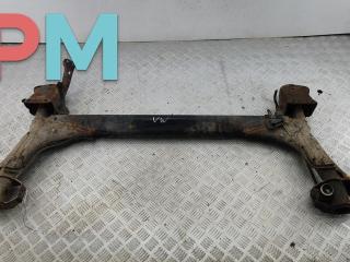 подрамник передний Volkswagen Passat B4 1995, 1.8 л., бензин, МКПП, красный, универсал