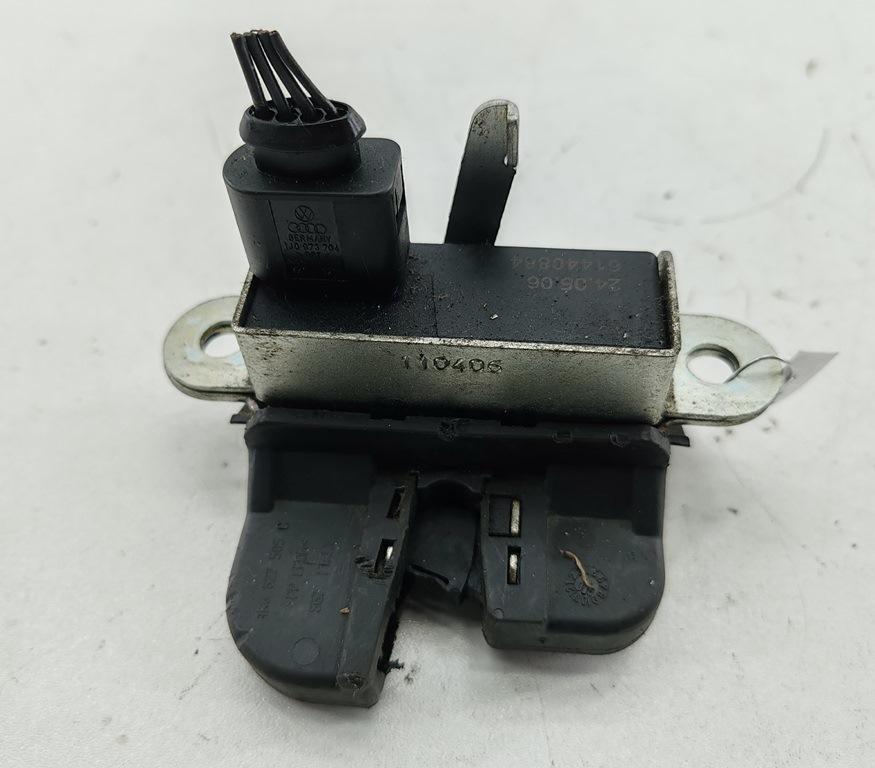замок багажника Volkswagen Passat B6 2006, универсал, 1K6827505C