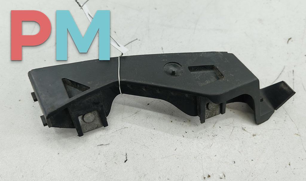 кронштейн переднего бампера Volkswagen Passat B6 2007, 2.0 л., дизель, МКПП, синий, универсал, 3C0807723 - фото №1