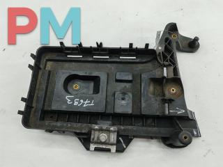 Кожух аккумулятора (короб АКБ) Volkswagen Passat B6 2007, 2.0 л., дизель, МКПП, синий, универсал, 1K0915333C