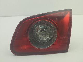 фонарь крышки багажника правый Volkswagen Passat B6 2006, 2.0 л., дизель, МКПП, чёрный, универсал, 3C9945094