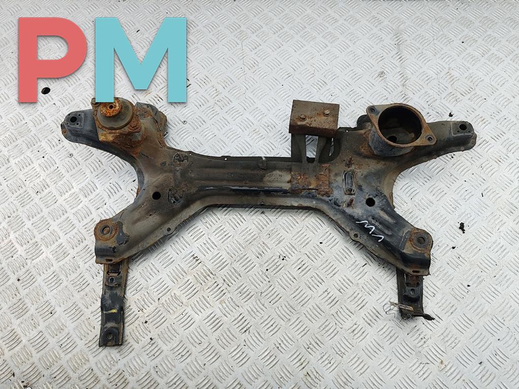 подрамник передний Volkswagen Golf 3 поколение 1997, 1.6 л., бензин, МКПП, синий, хетчбэк 5 дв. - фото №1