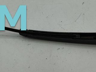 Щеткодержатель (поводок стеклоочистителя) задний Volkswagen Passat B6 2007, 2.0 л., дизель, АКПП, чёрный, универсал
