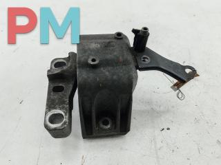 подушка крепления двигателя Volkswagen Golf 4 поколение 2000, 2.0 л., бензин, МКПП, чёрный, хетчбэк 3 дв., 1J0199262