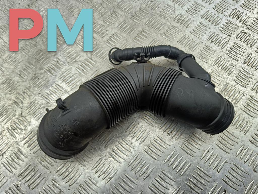 патрубок воздушного фильтра Volkswagen Passat B6 2007, 2.0 л., дизель, 3C0129654P - фото №1