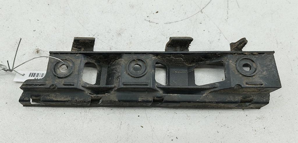 кронштейн переднего бампера Volkswagen Passat B6 2007, 2.0 л., дизель, МКПП, синий, универсал, 3C0807184