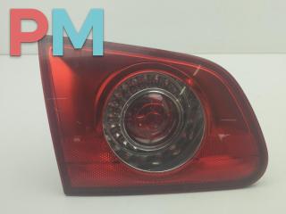 фонарь крышки багажника левый Volkswagen Passat B6 2006, 2.0 л., дизель, МКПП, чёрный, универсал, 3C9945093