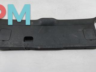 обшивка крышки багажника Volkswagen Passat B4 1995, 1.8 л., бензин, МКПП, красный, универсал, 3A9867605
