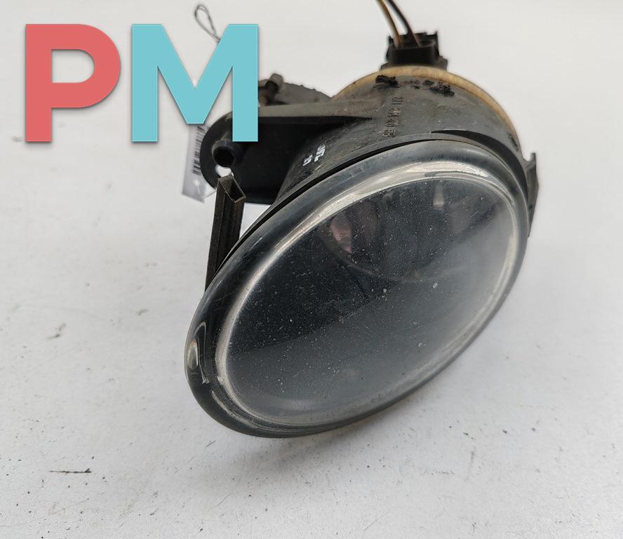 фара противотуманная правая Volkswagen Passat B6 2007, 1.9 л., дизель, МКПП, чёрный, универсал, 27129400 - фото №1