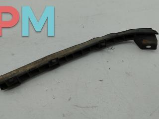 кронштейн переднего бампера Volkswagen Passat B4 1995, 1.8 л., бензин, МКПП, красный, универсал, 3A0807183A
