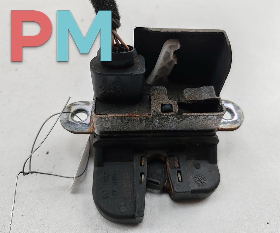 замок багажника Volkswagen Touran 1 поколение 2005, минивэн, 1T0827505H - фото №1