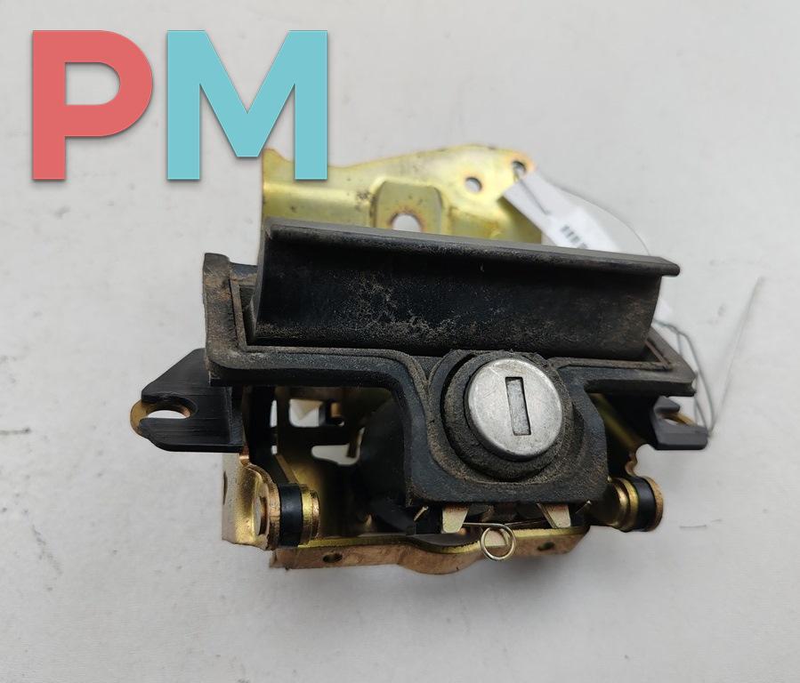 ручка крышки багажника Skoda Octavia mk1 (A4 1U) 2001, синий, хетчбэк 5 дв., 1U9827565E - фото №1
