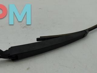 Щеткодержатель (поводок стеклоочистителя) задний Volkswagen Passat B6 2005, 2.0 л., бензин, МКПП, серый, универсал