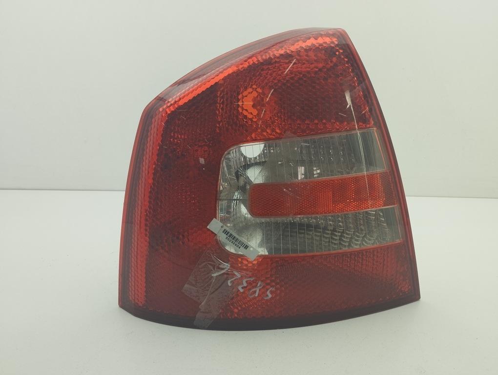 фонарь задний левый Skoda Octavia mk2 (A5 1Z) 2008, 1.6 л., бензин, МКПП, серый, хетчбэк 5 дв., 1Z5945095A - фото №1