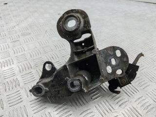 кронштейн (крепление) Volkswagen Passat B5 1997, 1.8 л., бензин, МКПП, синий, универсал, 4B0199352