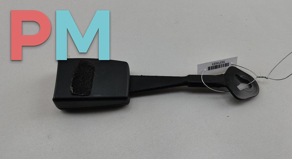замок ремня безопасности Audi A4 B6 2003, 1.9 л., дизель, МКПП, серый, седан, 8E0857755C - фото №1