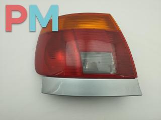 фонарь задний левый Audi A4 B5 [рестайлинг] 1998, 1.6 л., бензин, МКПП, серый, седан, 8D0945095A