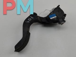 педаль Audi A6 4B/C5 [рестайлинг] 2004, 2.5 л., дизель, АКПП, чёрный, универсал, 8D1723523N