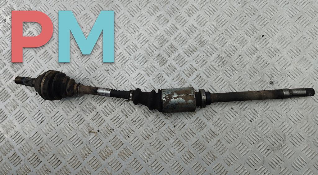 полуось передняя правая (приводной вал, ШРУС) Citroen Berlingo 1 поколение (M49) 1997, 1.4 л., бензин, МКПП, синий, фургон - фото №1