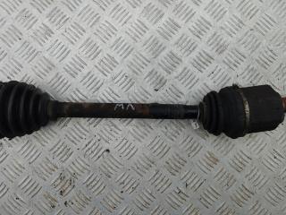 полуось передняя левая (приводной вал, ШРУС) Volkswagen Passat B6 2005, 2.0 л., бензин, АКПП, чёрный, универсал