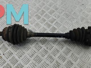 полуось передняя левая (приводной вал, ШРУС) Volkswagen Passat B4 1995, 1.8 л., бензин, МКПП, красный, универсал