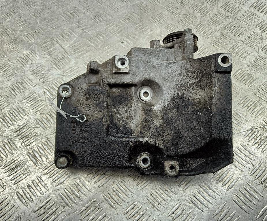 кронштейн компрессора кондиционера Audi A4 B6 2003, 1.9 л., дизель, МКПП, серый, седан, 038260885C - фото №1