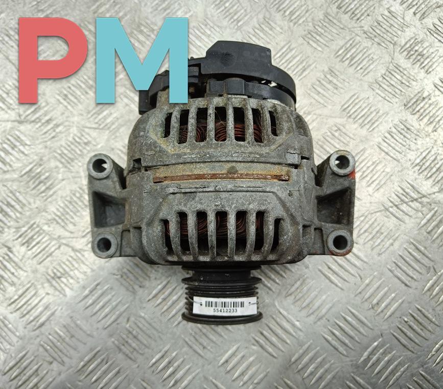 генератор Audi A4 B6 2001, 2.0 л., бензин, АКПП, серый, седан, 06B903016P, 0124515059 - фото №1