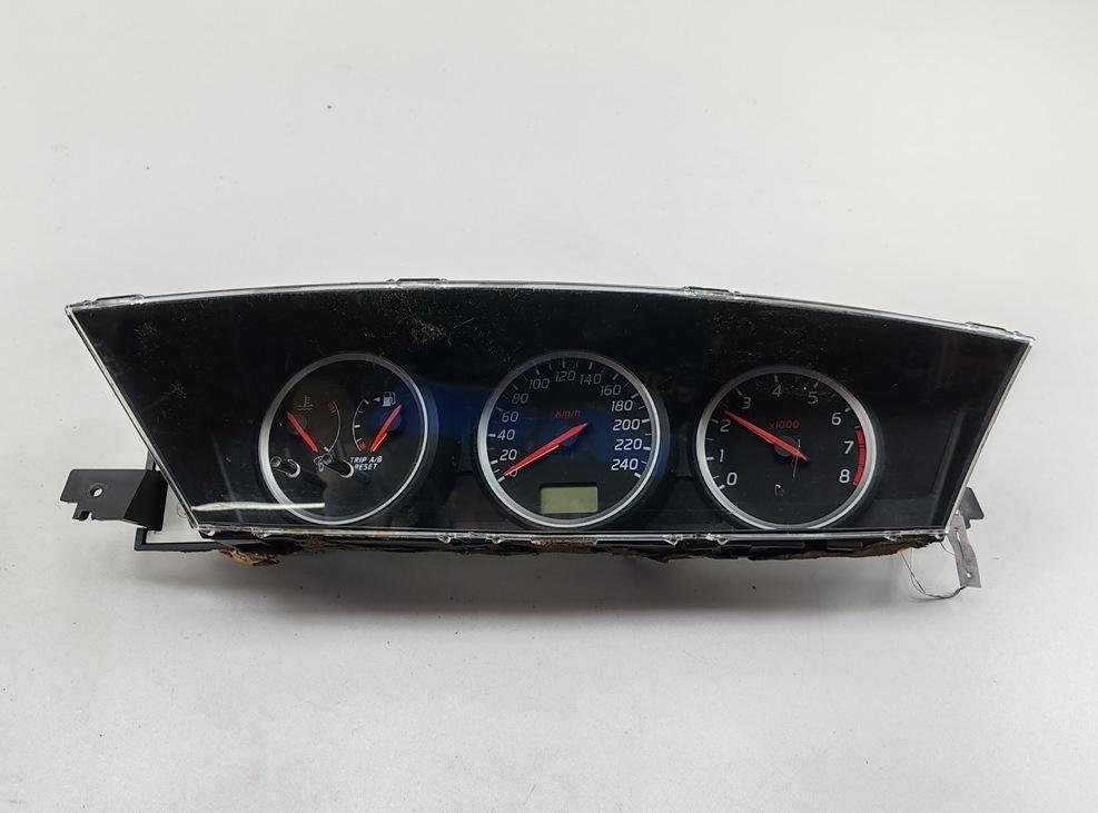 приборная панель Nissan Primera P12 2002, 1.8 л., бензин, МКПП, серый, седан, AV6032497446