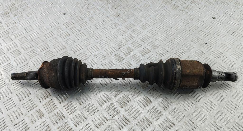 полуось передняя левая (приводной вал, ШРУС) Nissan Pathfinder 2005, 2.5 л., дизель, АКПП, синий, внедорожник 5 дв.