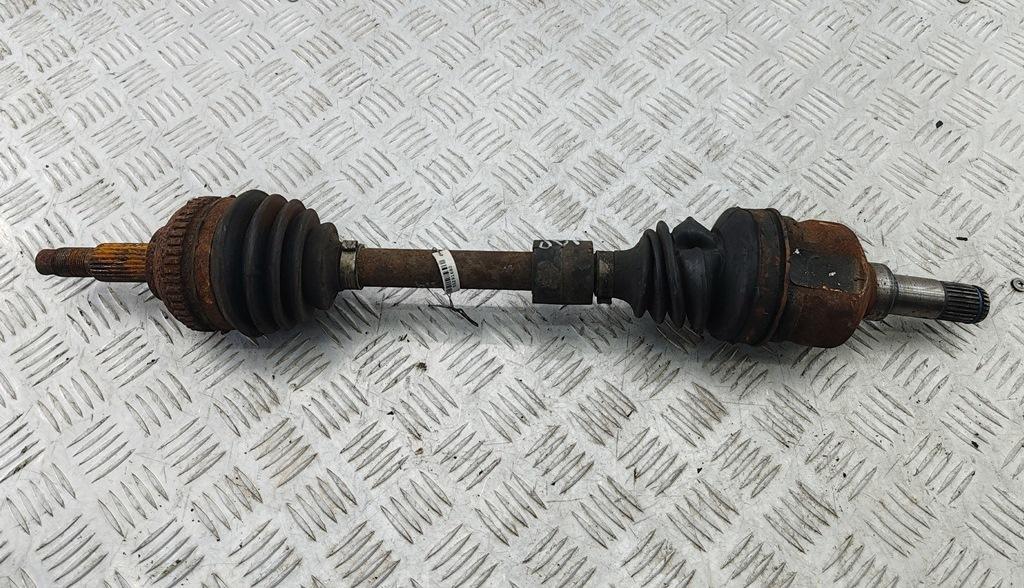 полуось передняя левая (приводной вал, ШРУС) Chrysler Voyager 2005, 3.8 л., бензин, АКПП, серый, минивэн