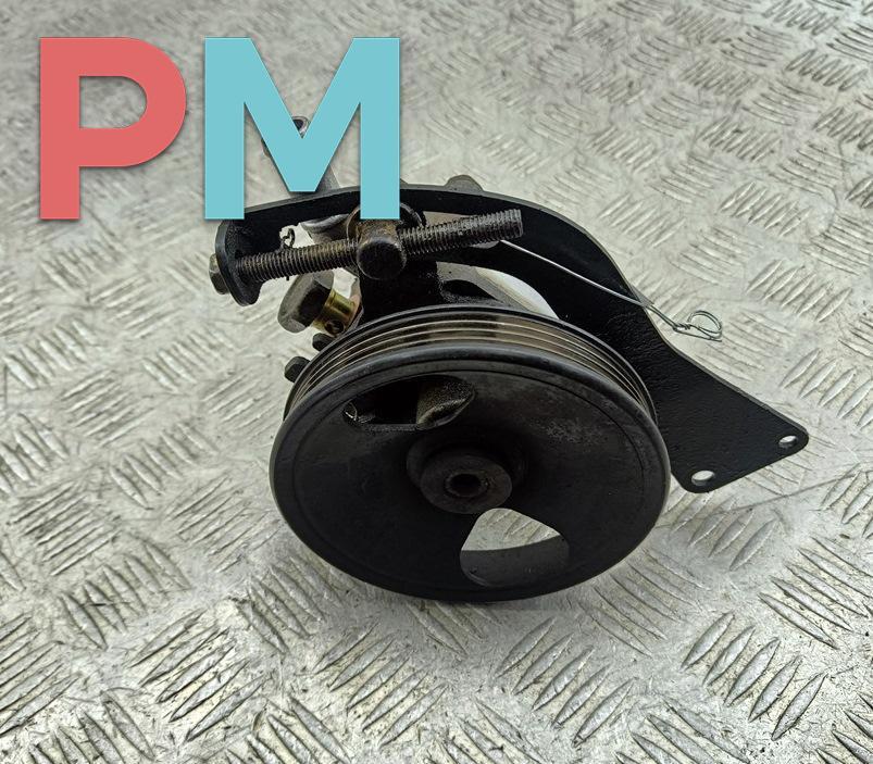 Насос гидроусилителя руля Nissan Primera P12 2002, 1.8 л., бензин, МКПП, серый, седан - фото №1