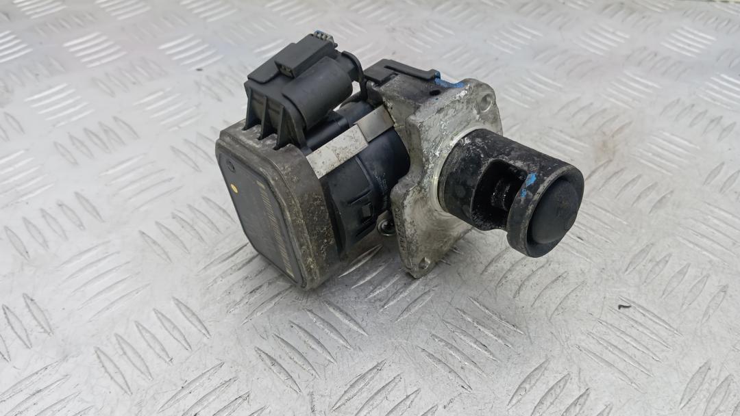 клапан EGR Mercedes-Benz GL-Класс X164 2007, 4.0 л., GL420 CDI, дизель, АКПП, внедорожник 5 дв., 00005320C2 - фото №1