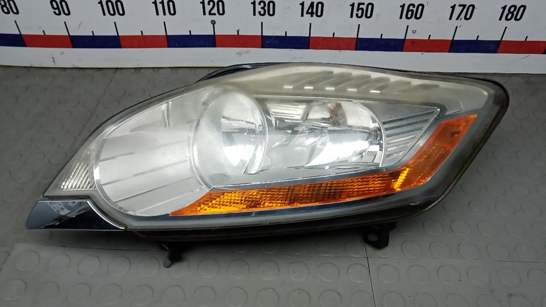 фара левая Ford Kuga 1 поколение 2011, 2.0 л., TDCi 4x4, дизель, АКПП, внедорожник 5 дв. - фото №1