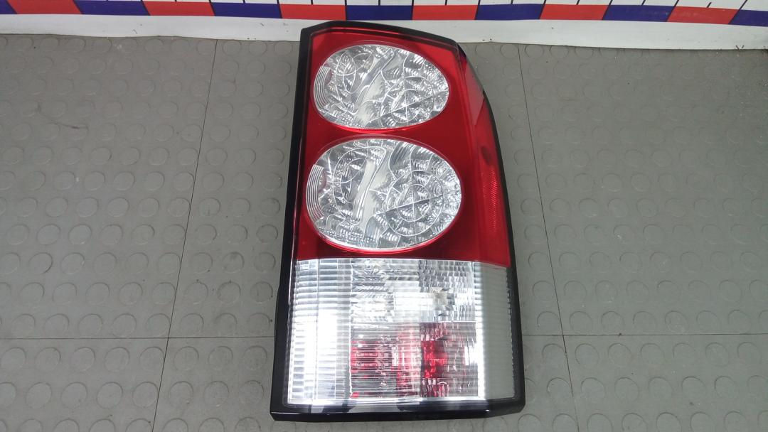 фонарь задний правый Land Rover Discovery 4 поколение 2011, 3.0 л., SD V6, дизель, АКПП, внедорожник 5 дв. - фото №1