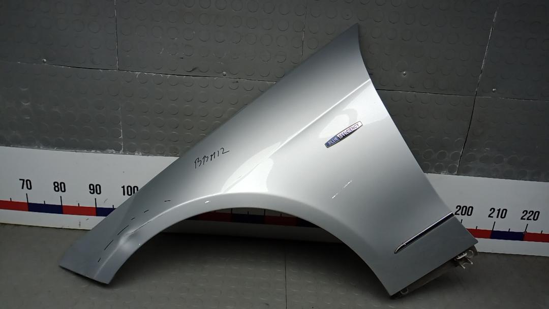 крыло переднее левое Mercedes-Benz E-Класс W212/S212/C207/A207 2011, 3.0 л., E350 CDI, дизель, АКПП, седан - фото №1