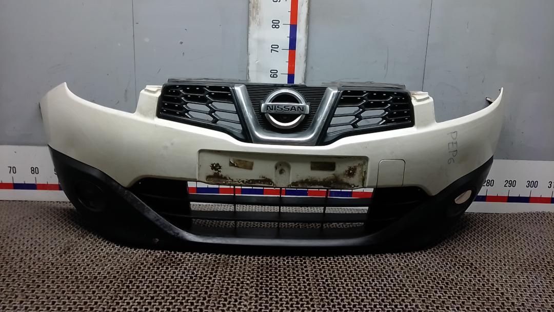 бампер передний Nissan Qashqai 2 поколение 2013, 1.5 л., дизель, МКПП, внедорожник 5 дв. - фото №1