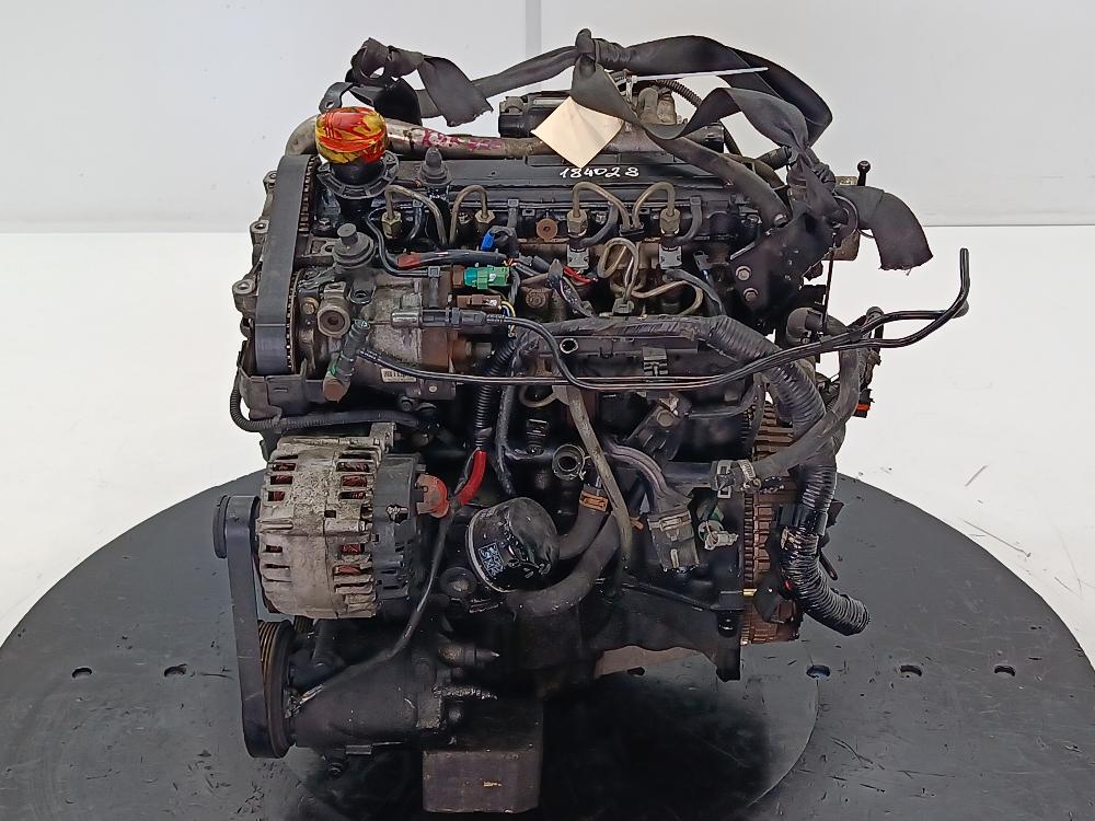 двигатель Nissan Micra 2 поколение (K11) 2001, цвет, K9K260 - фото №1