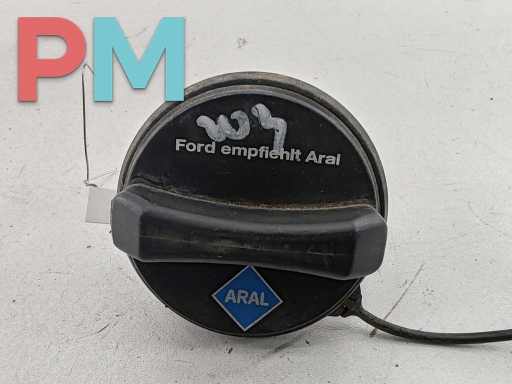 пробка топливного бака Ford Focus 2 поколение 2006, 1.6 л., i, бензин, МКПП, красный, универсал - фото №1