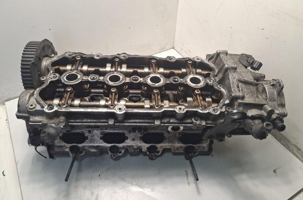 ГБЦ Volkswagen Passat B6 2006, 2.0 л., бензин, МКПП, серый, седан