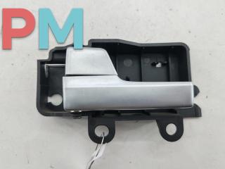 ручка внутренняя передняя левая Ford Focus 2 поколение 2006, 1.6 л., i, бензин, МКПП, красный, универсал, 3M51R22601