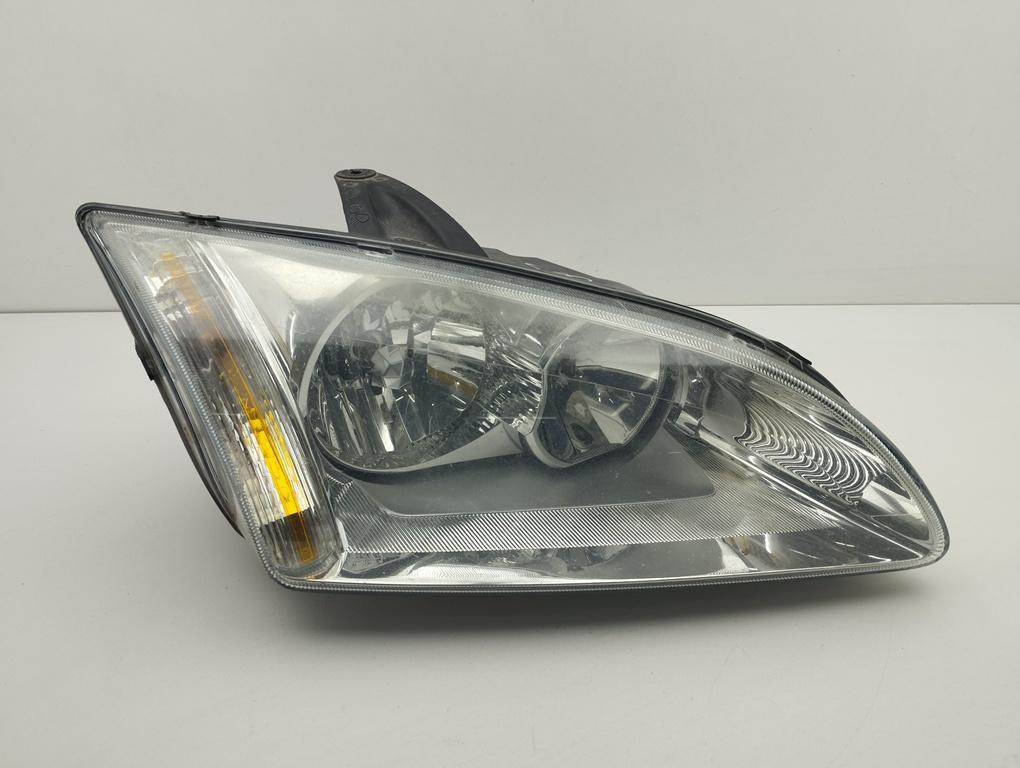 фара правая Ford Focus II 2006, 1.6 л., i, бензин, МКПП, красный, универсал