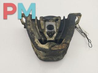 кронштейн (крепление) Opel Omega B 1995, 2.0 л., бензин, МКПП, красный, седан