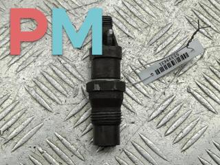 форсунка Volkswagen Transporter T4 1998, 1.9 л., дизель, МКПП, белый, микроавтобус, 068130202G
